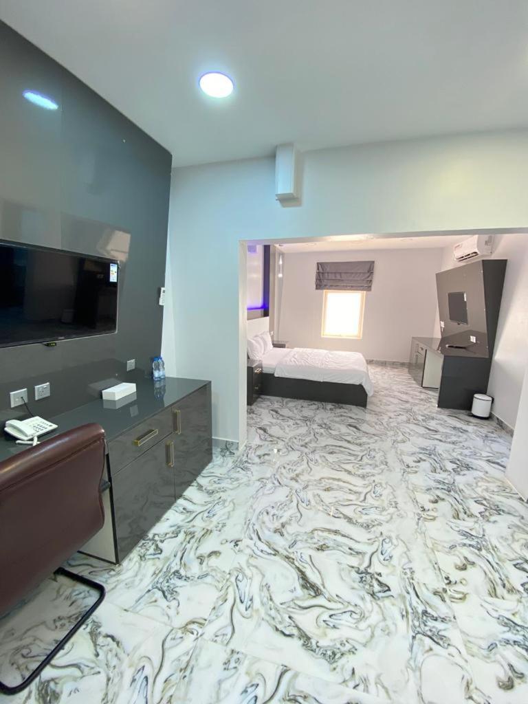 Marina H Hotel Sohar Buitenkant foto