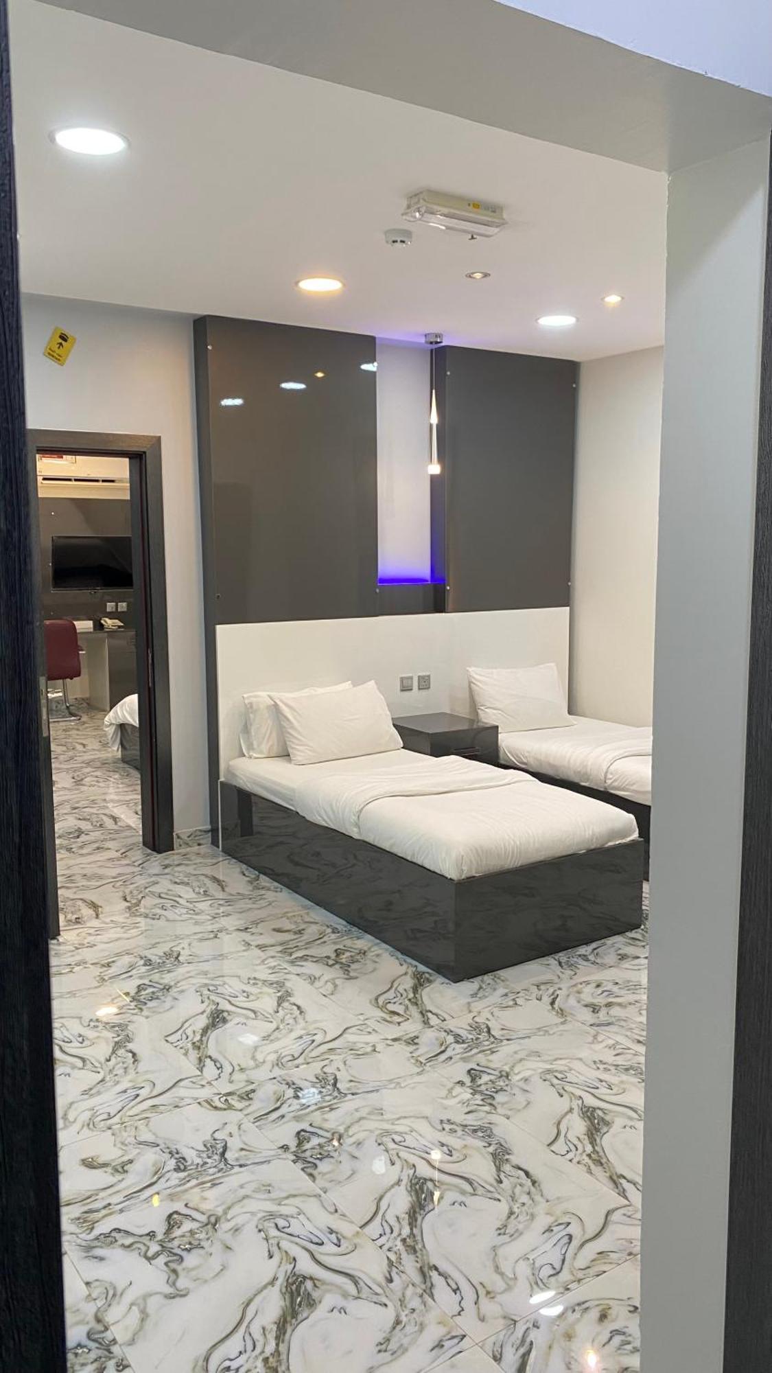 Marina H Hotel Sohar Buitenkant foto